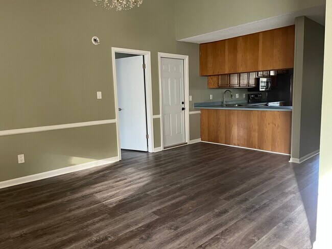 Photo - 3708 Carrington Pl