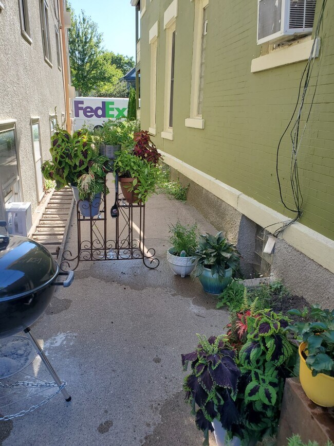 Photo - 3140 Pleasant Ave S