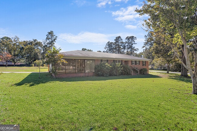 Photo - 202 Laurel Dr