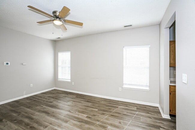 Photo - 4603 Whitham Ln