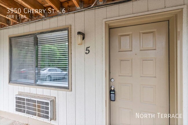 Building Photo - 3950 N Cherry St Unit 6