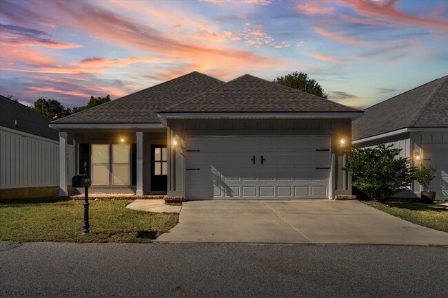 Building Photo - 655 Norman Ln