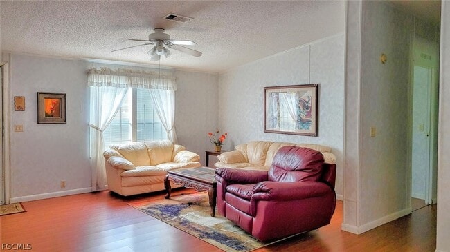 Photo - 4555 Pioneer 16th St