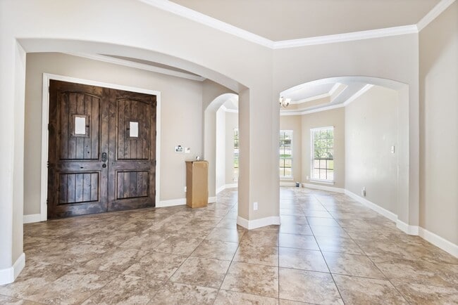 Photo - 8210 Roy Ln
