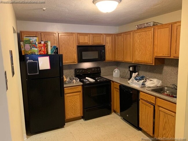 Photo - 740 Central St Unit J22