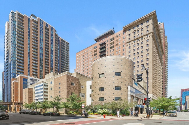 Photo - 40 E 9th St Condo Unit 907
