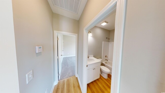Building Photo - 1052 Moen Lp Rental