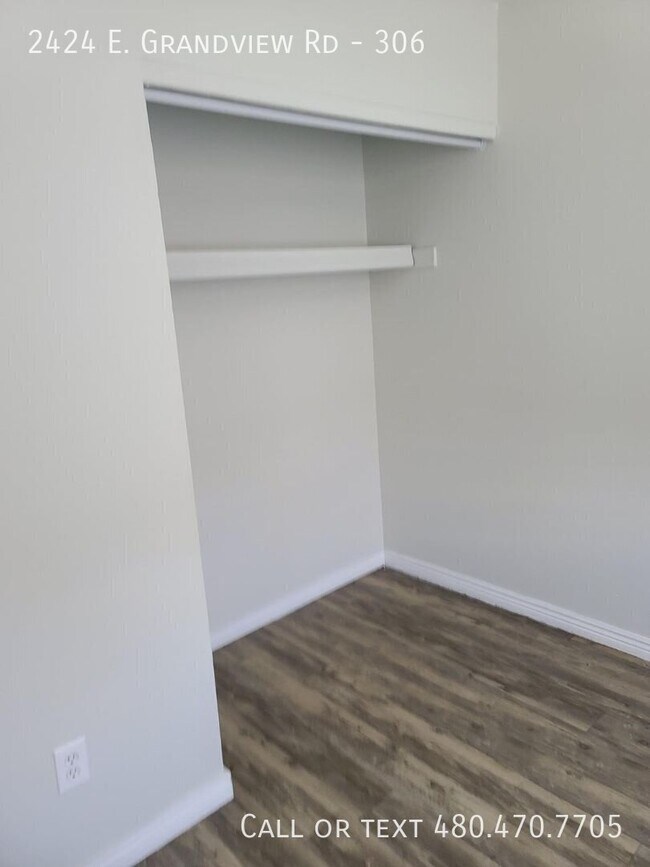 2424 E Grandview Rd Unit 306
