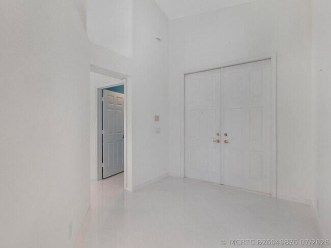 Photo - 5279 Brookview Dr