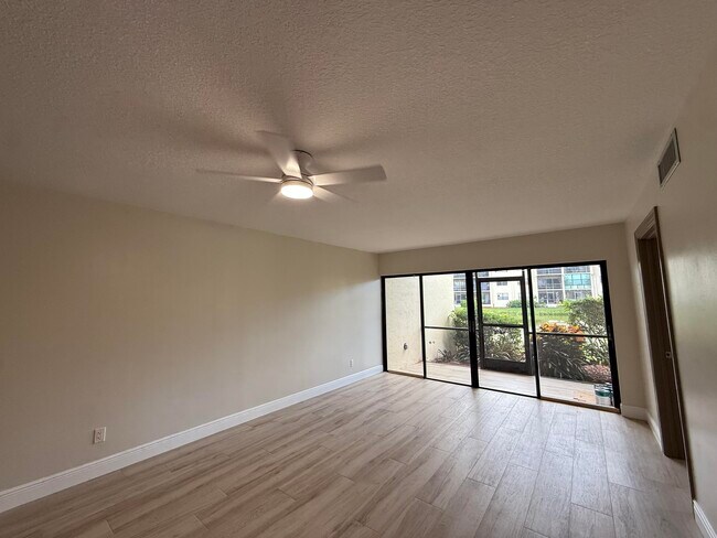 Photo - 2050 Oleander Blvd Unit 3-101