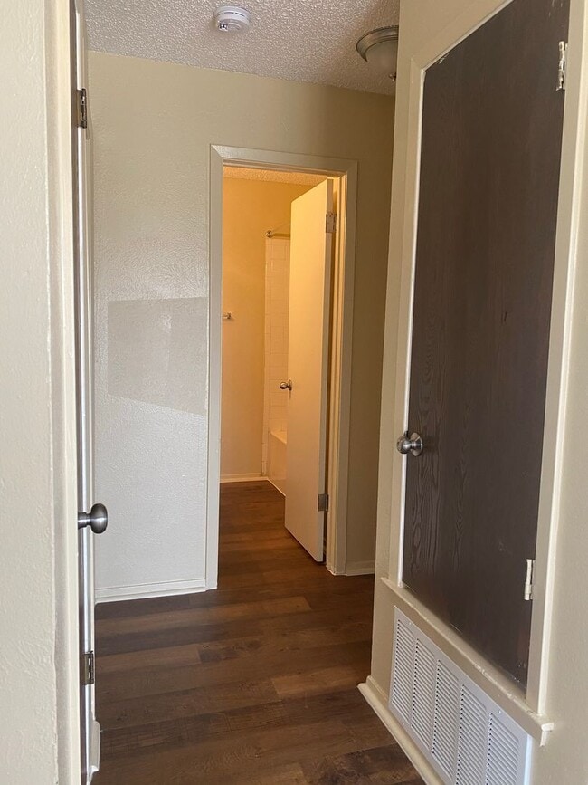 Photo - TX-AU-ALD-12411 Apartment Unit A