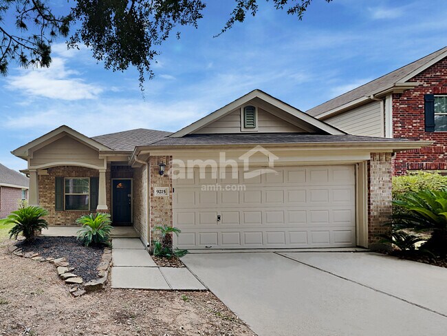 Building Photo - 9215 Birch Springs Dr