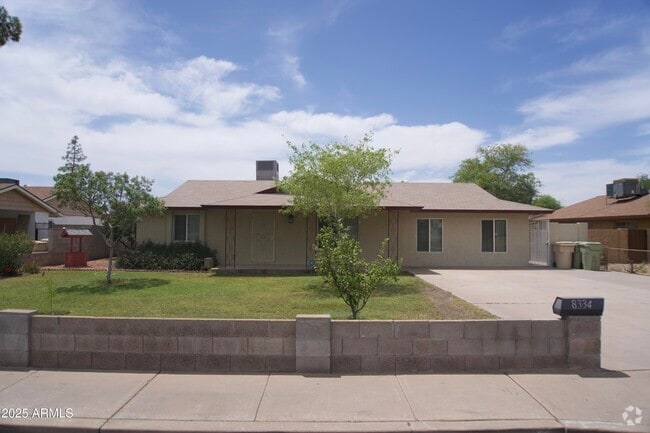 Building Photo - 8334 N 55th Ave Rental