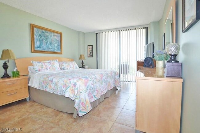 Building Photo - 260 Seaview Ct Unit 404 Rental