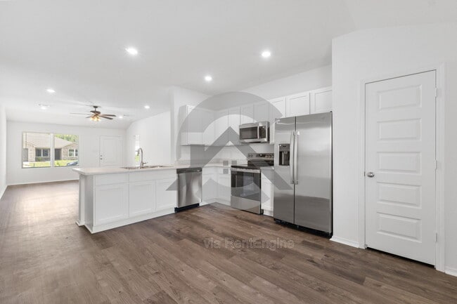 Photo - 11 E Reliance Ct
