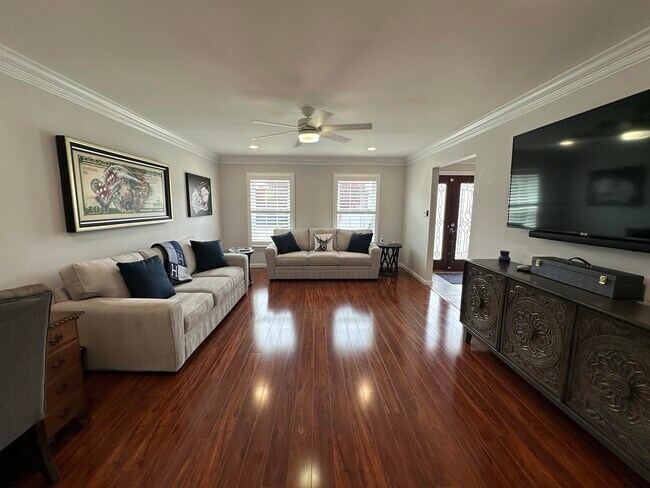 Photo - 5701 Ventnor Ave