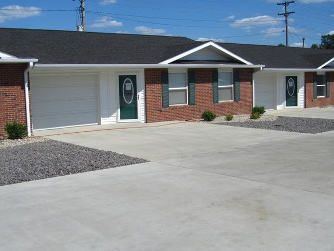 Photo - 1505 W Central St