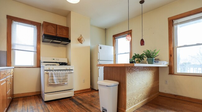 Photo - 346 Faneuil St Townhome