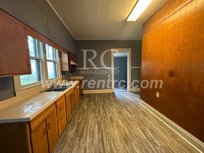 Photo - 1117 Gilbert-