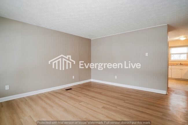 Photo - 3020 Rivercliff Rd