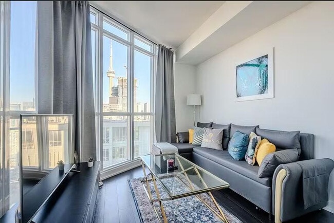 Building Photo - 120 Fort York Blvd Unit ID1345797P