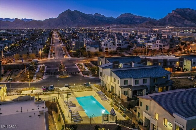 Photo - 600 N Carriage Hill Dr