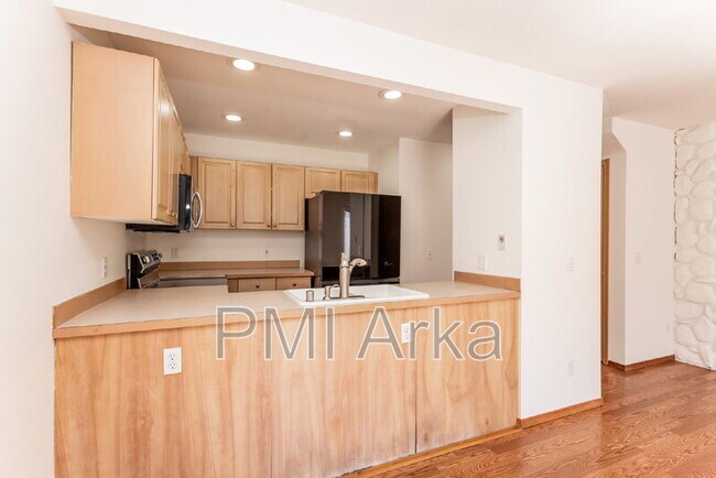 Photo - 10522 SE 264th St