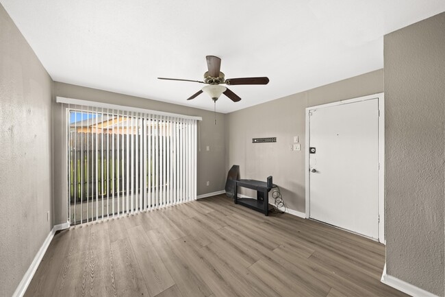 Photo - 9090 S Braeswood Blvd Unit 75
