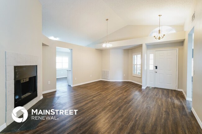 Photo - 769 Sagewood Dr