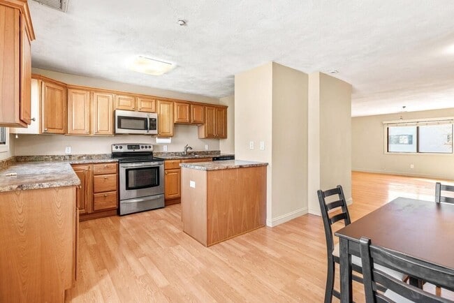 Photo - 62 Crestview Dr