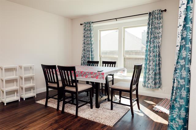 Photo - 700 Sedona St