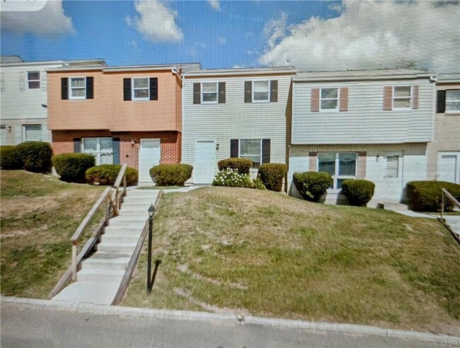 Photo - 97 E Hillcrest Ln Townhome