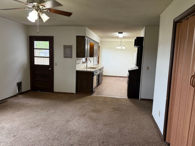 Photo - Newly updated 3 bedroom house with fenced ...