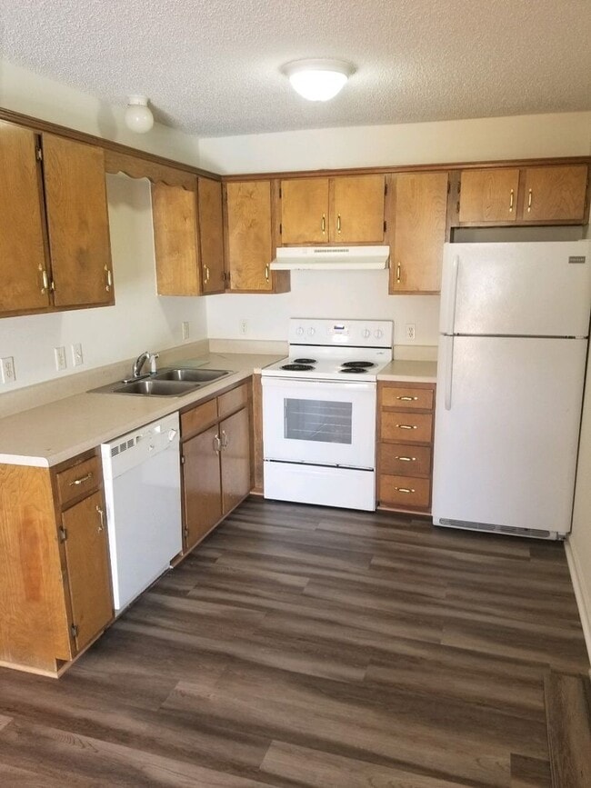 Photo - 1960 E 1st St Unit 1960_2