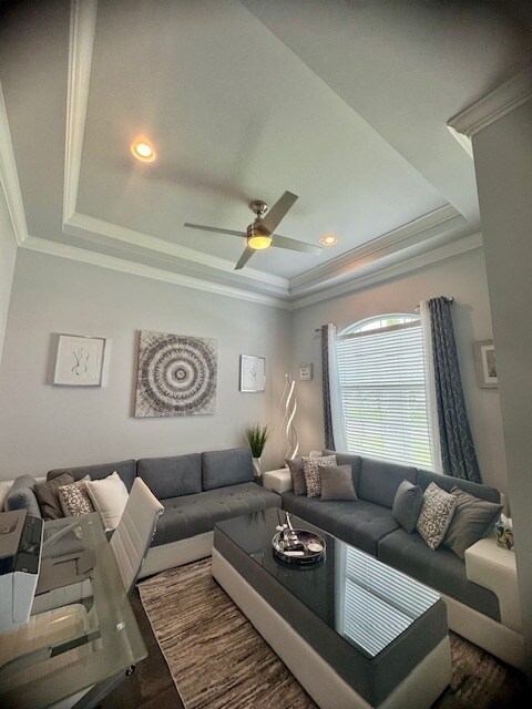 Photo - 1410 Vía Milanese