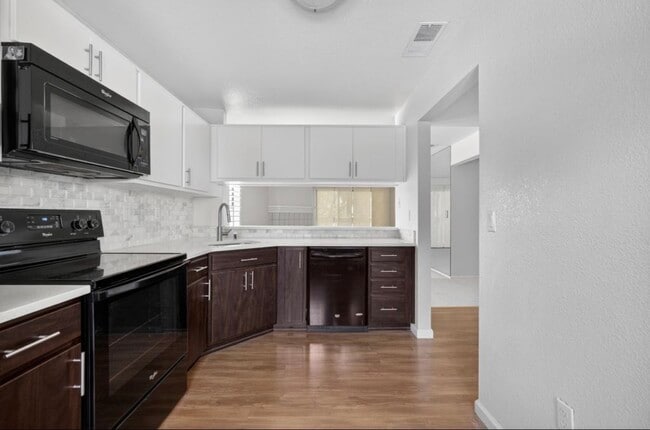 Photo - 1123 S Villa Way