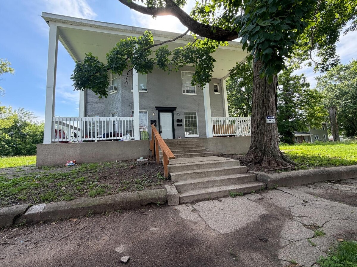 Photo - 1107 N 4th St