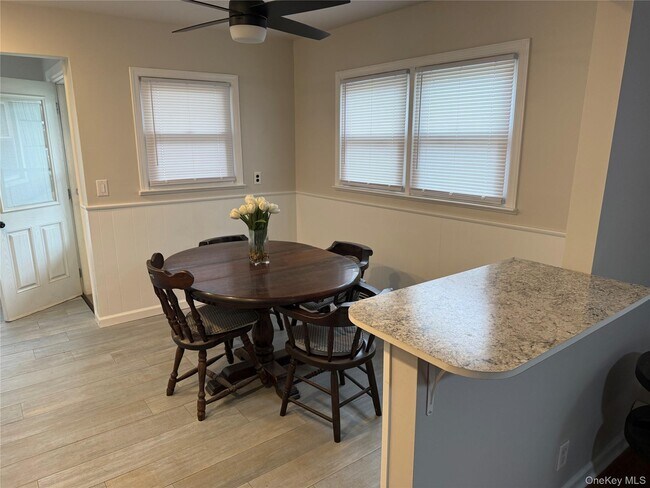 Photo - 273 Mott Ave