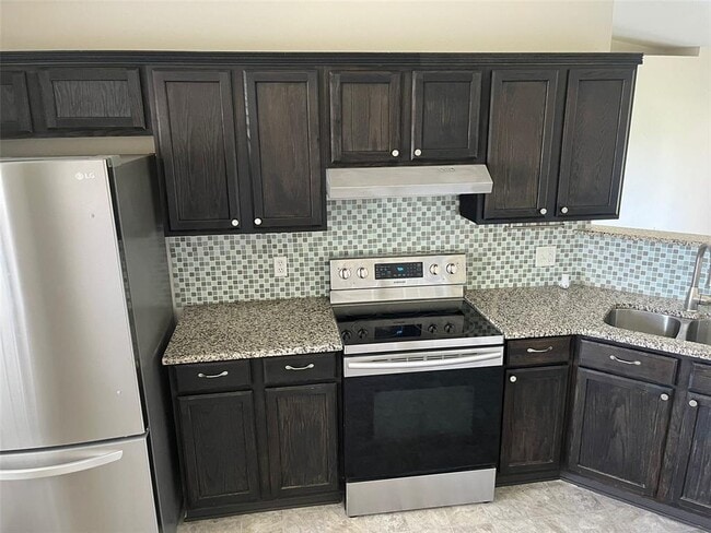 Photo - 408 Mallard Way