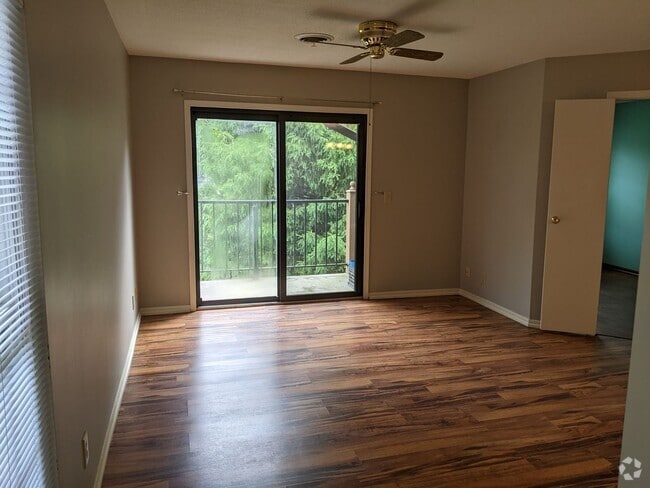 Building Photo - CAI 664 (B5-262-264) Unit 664 (B5-262)(B5-263)(B5-264) Rental
