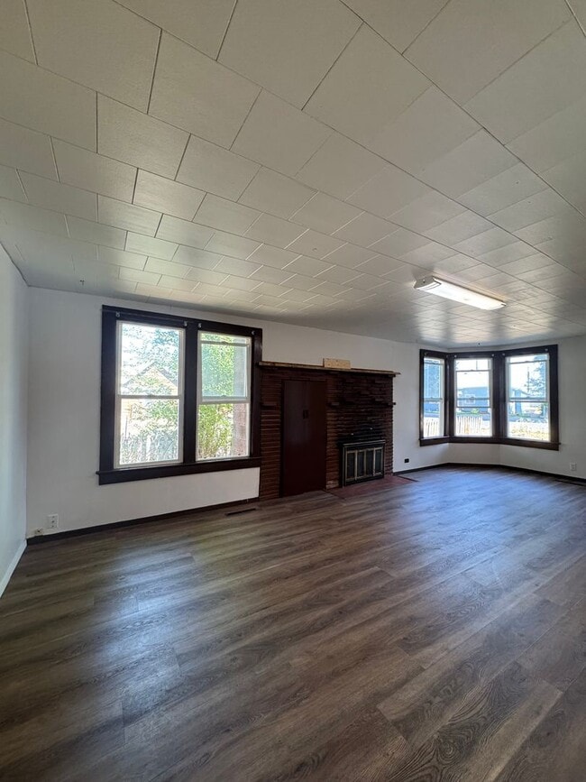 Photo - 407 N Lincoln St