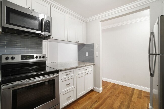Photo - 733 Parker St Unit 202