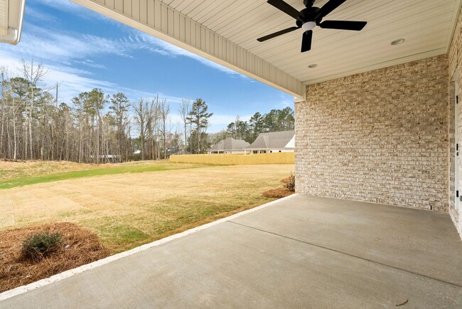 Photo - Spacious 4Br 235 Ba  open concept home with Private 2 Car garage