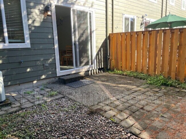 Photo - 16140 NW Fescue Ct