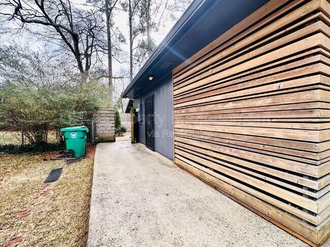 Photo - 3231 Bonway Dr