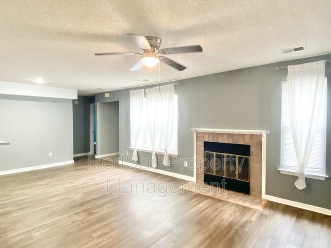 Photo - 12750 St George St