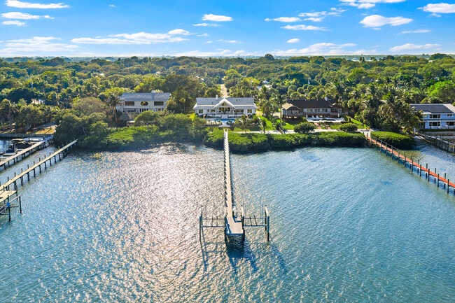 116 S Sewalls Point Rd