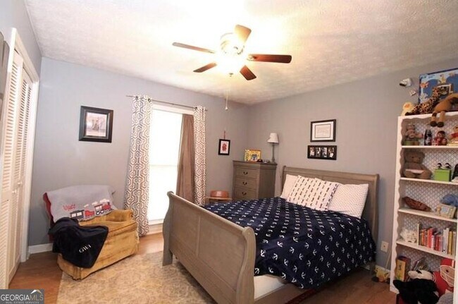 Photo - 2946 Ripple Ct SW