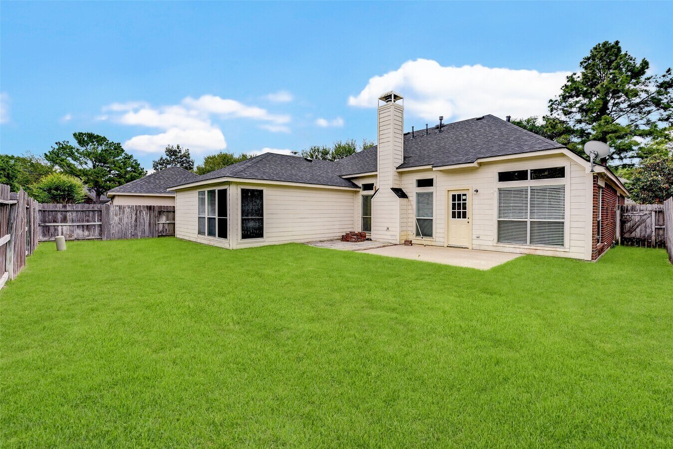 Photo - 16206 Waiting Spring Cir
