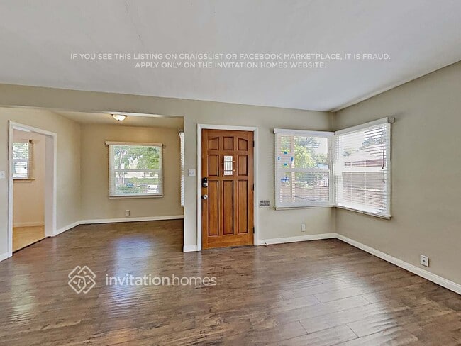 Photo - 863 N Workman St